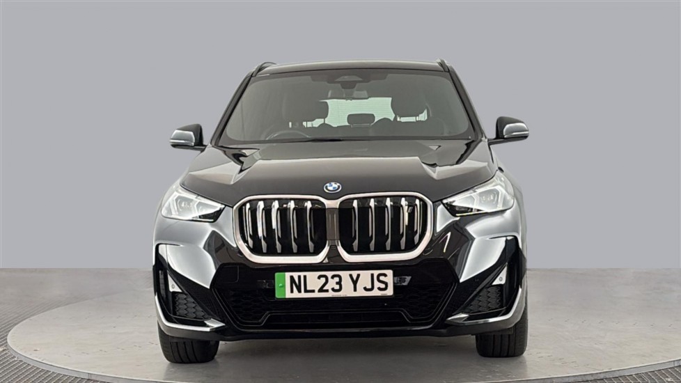 BMW iX1 Image 8