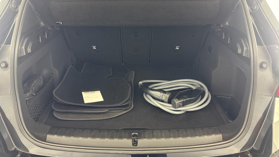 BMW iX1 Image 15