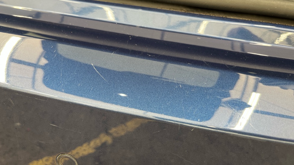 BMW iX3 Scratches and chips