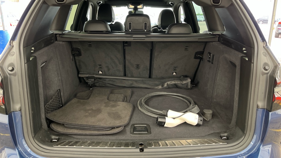 BMW iX3 Image 15