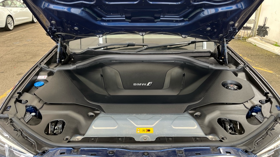 BMW iX3 Image 16