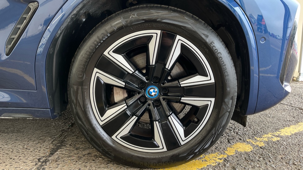 BMW iX3 Image 20