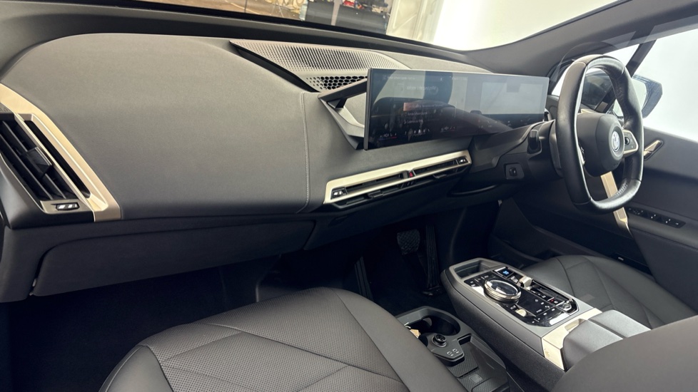 BMW iX ESTATE 240kW xDrive40 M Sport 76.6kWh 5dr Auto
