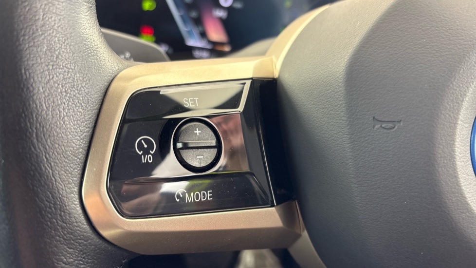 BMW iX ESTATE 240kW xDrive40 M Sport 76.6kWh 5dr Auto