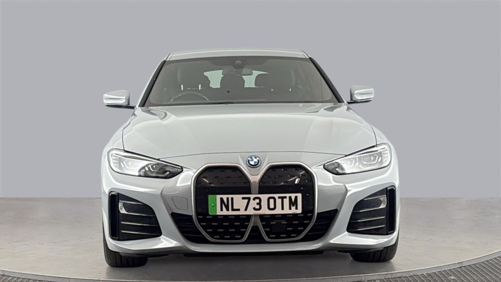 BMW I4 Image 8