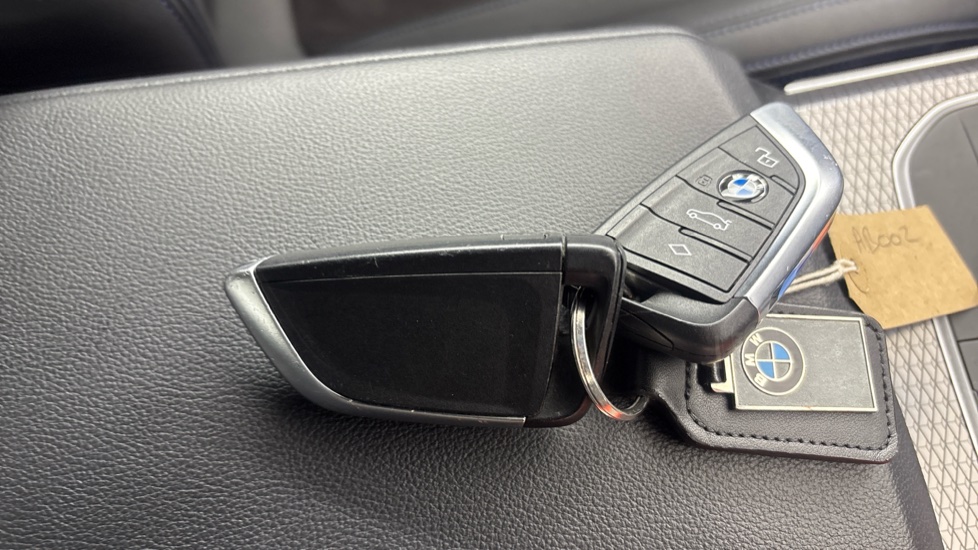 BMW I4 two keys