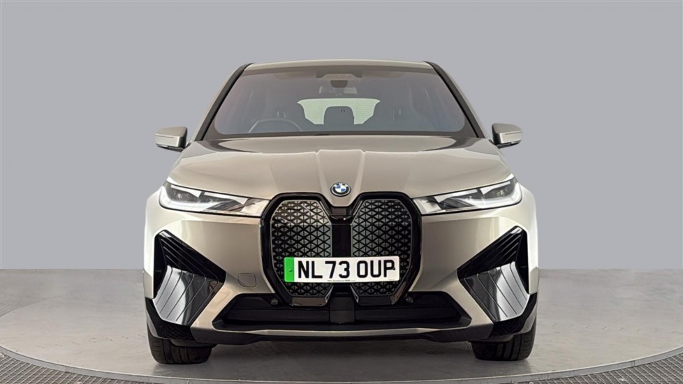 BMW iX Image 8