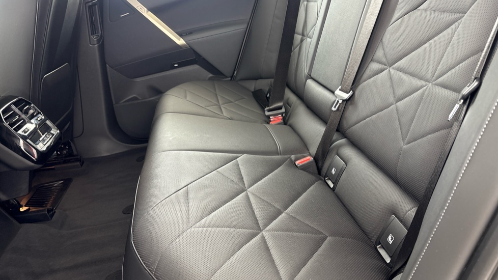 BMW iX ESTATE 240kW xDrive40 M Sport 76.6kWh 5dr Auto