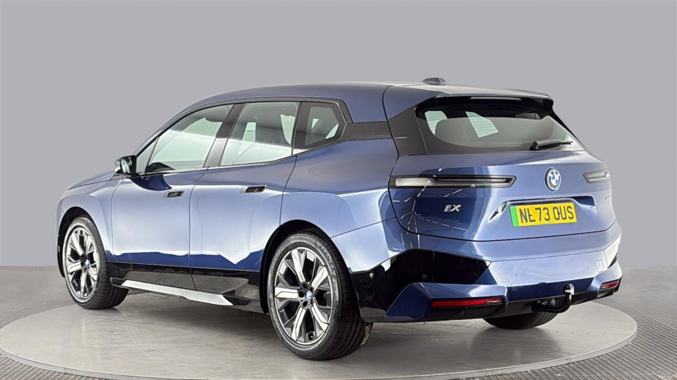 BMW iX Image 3