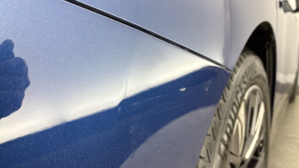 BMW iX scratches