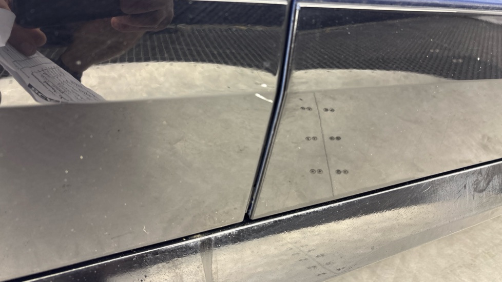BMW iX scratches