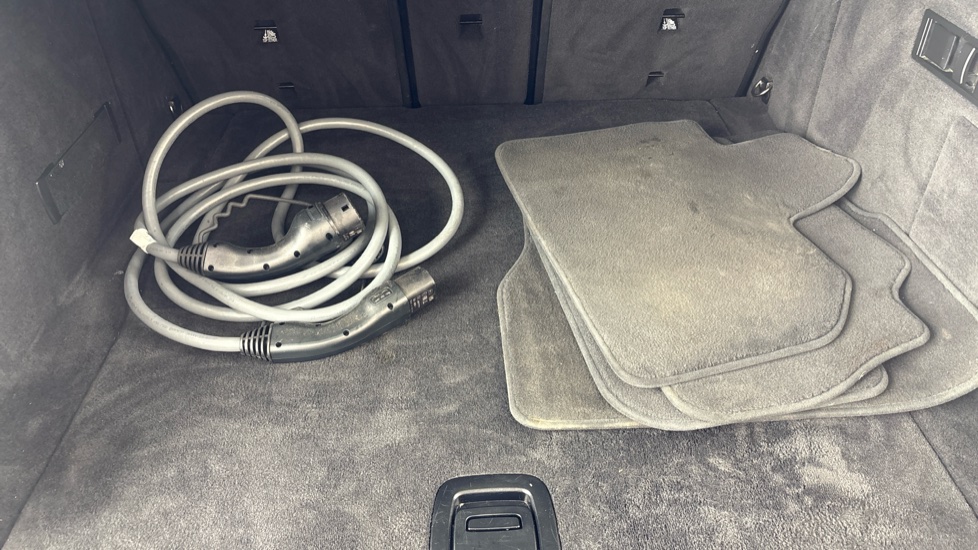 BMW iX Image 22