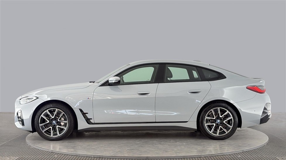BMW I4 Image 2