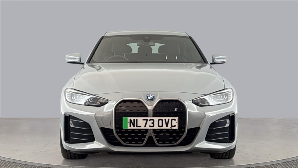 BMW I4 Image 8