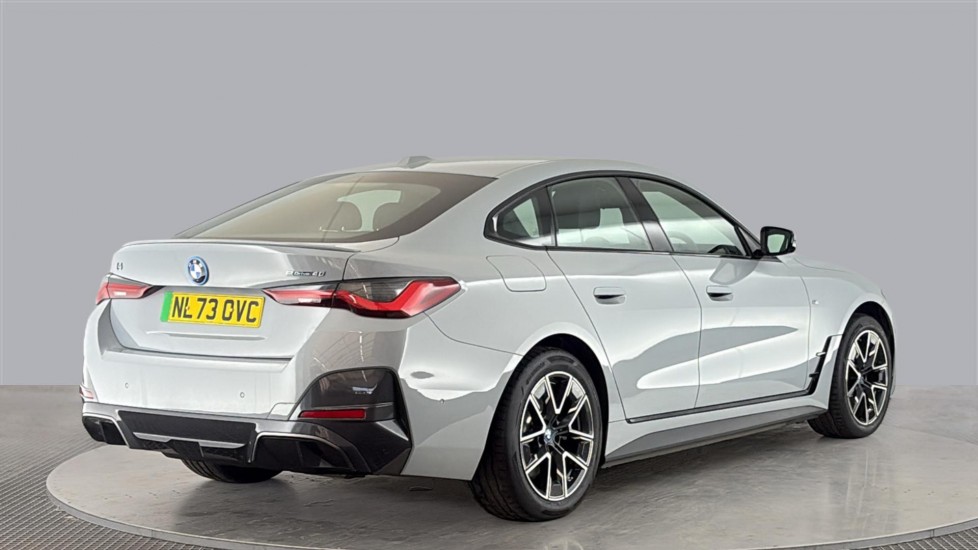 BMW I4 Image 5