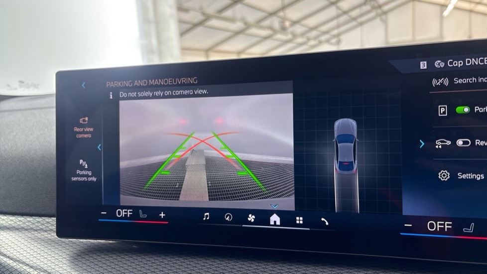 BMW I4 reverse camera