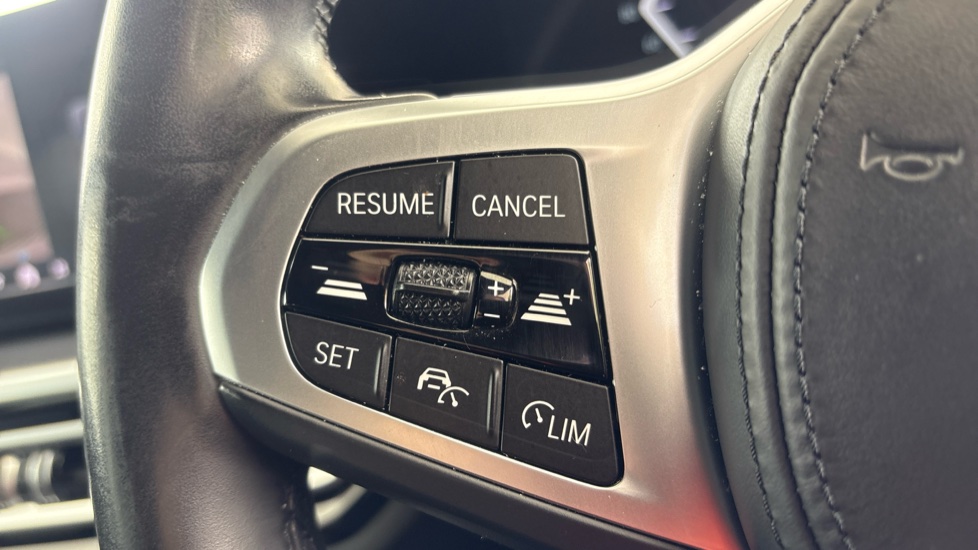 BMW I4 cruise control