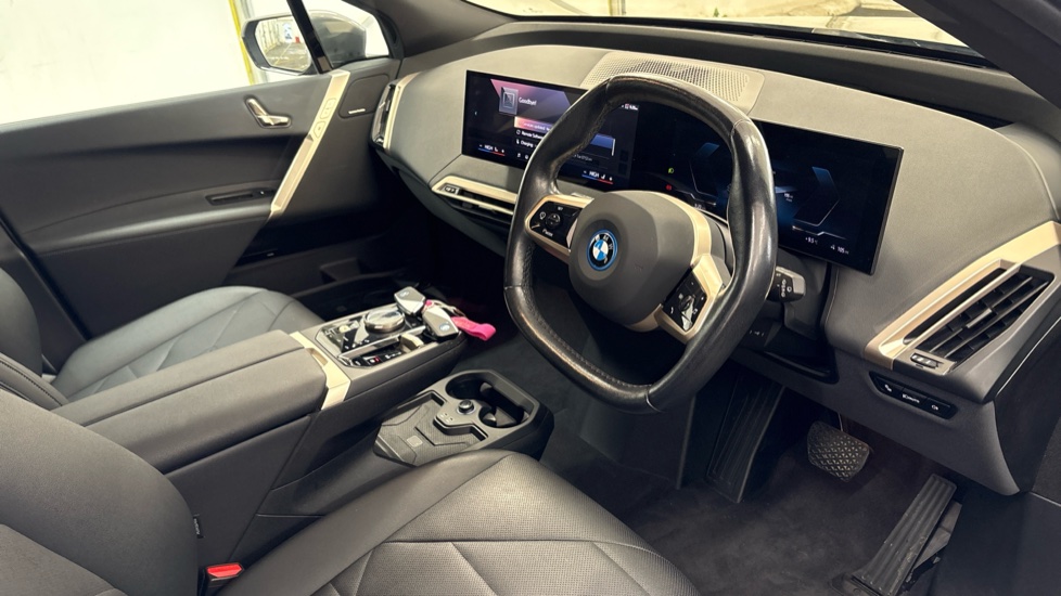 BMW iX ESTATE 240kW xDrive40 M Sport 76.6kWh 5dr Auto