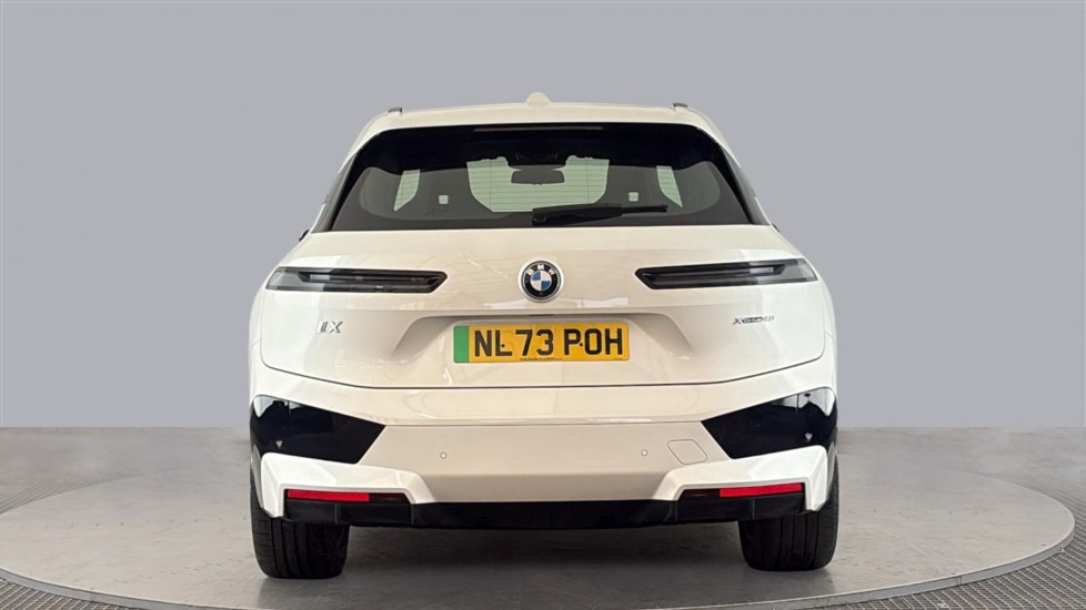 BMW iX Image 4