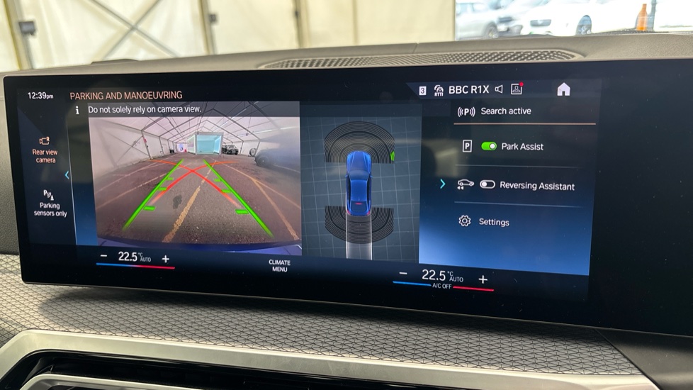 BMW I4 reverse camera