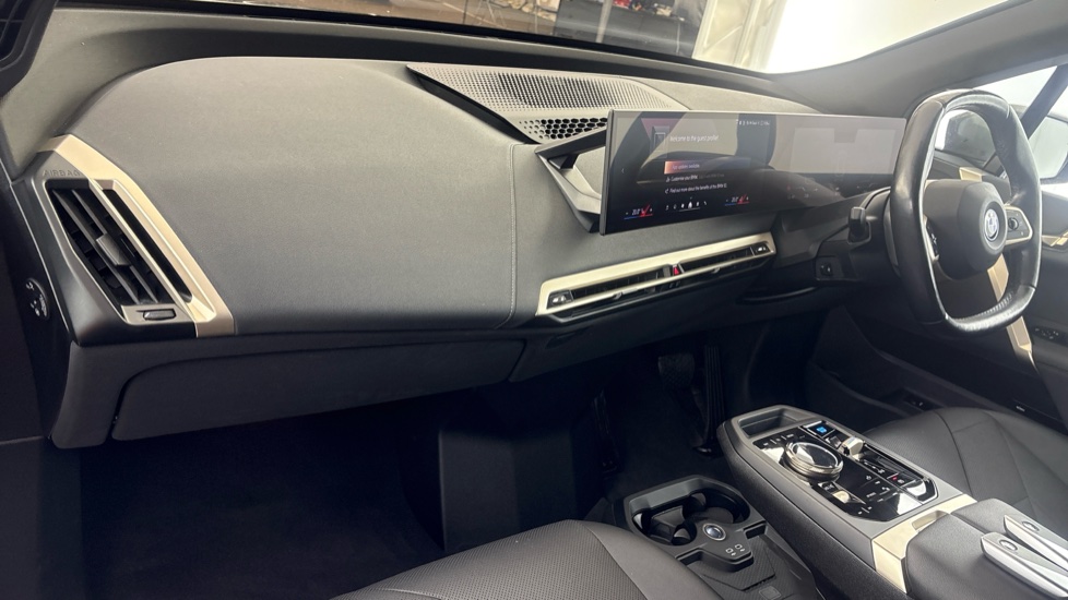 BMW iX ESTATE 240kW xDrive40 M Sport 76.6kWh 5dr Auto