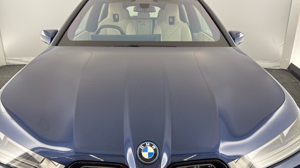 BMW iX ESTATE 240kW xDrive40 M Sport 76.6kWh 5dr Auto