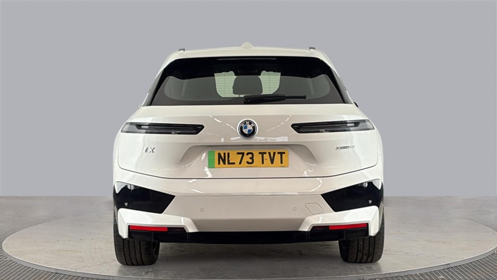BMW iX Image 4
