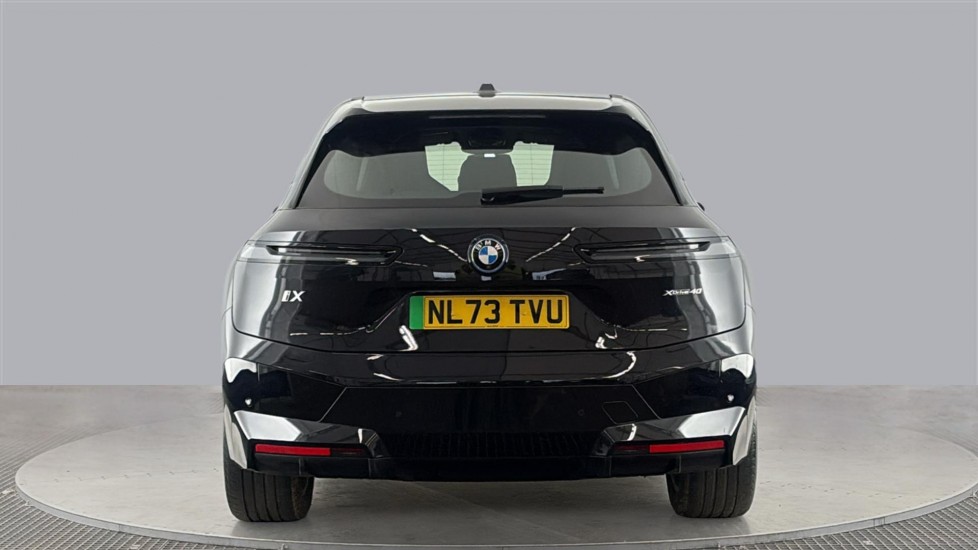 BMW iX Image 4