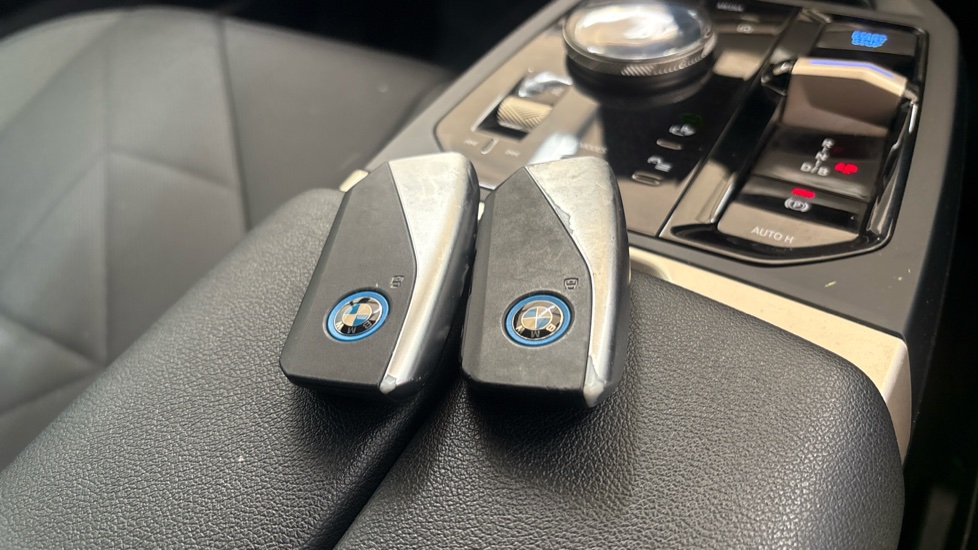 BMW iX Worn