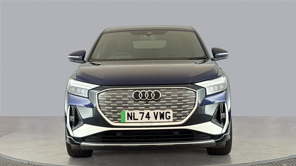 AUDI Q4 Image 8