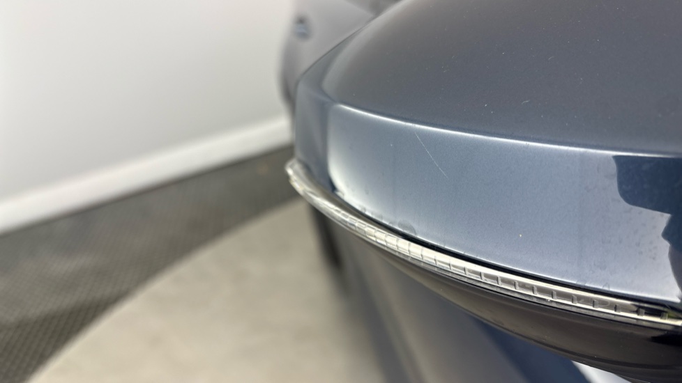 POLESTAR 2 FASTBACK 165kW 64kWh Standard Range Single motor 5dr Auto