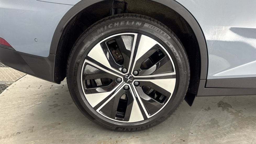 POLESTAR 2 FASTBACK 170kW 69kWh Standard Range SM [Pilot] 5dr Auto