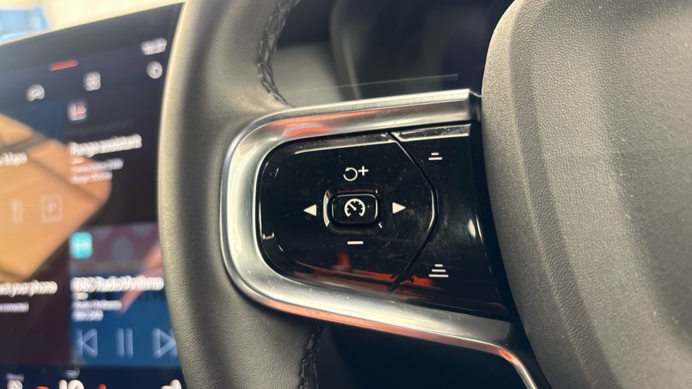 POLESTAR 2 Cruise control