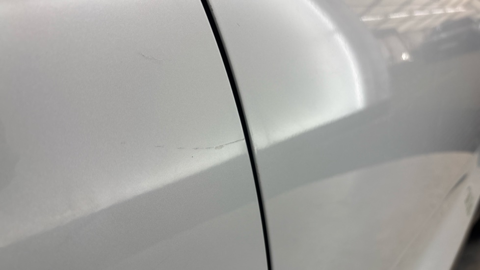POLESTAR 2 FASTBACK 170kW 69kWh Standard Range Single motor 5dr Auto