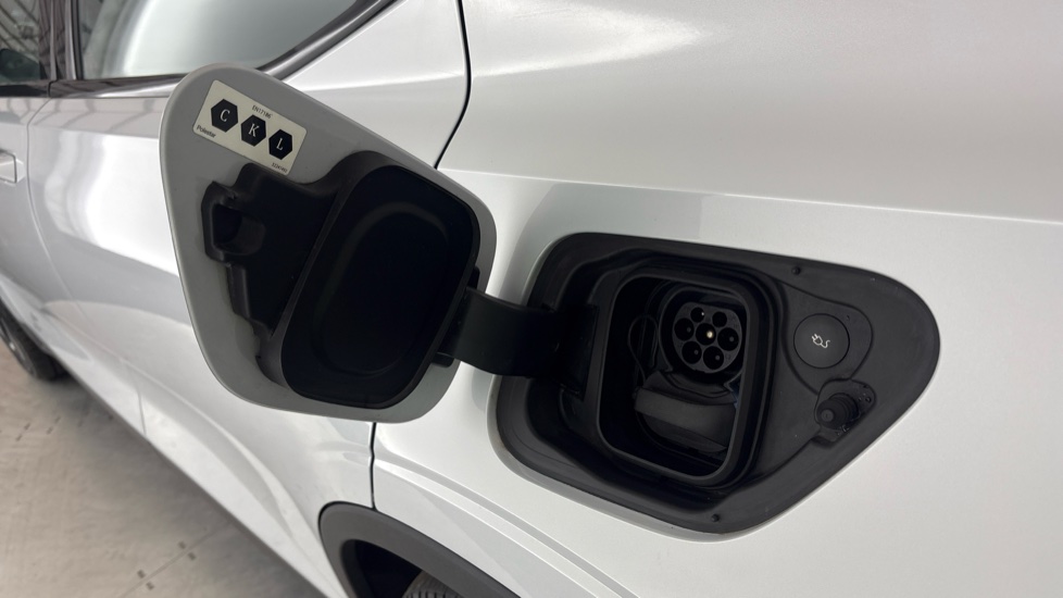 POLESTAR 2 FASTBACK 170kW 69kWh Standard Range Single motor 5dr Auto