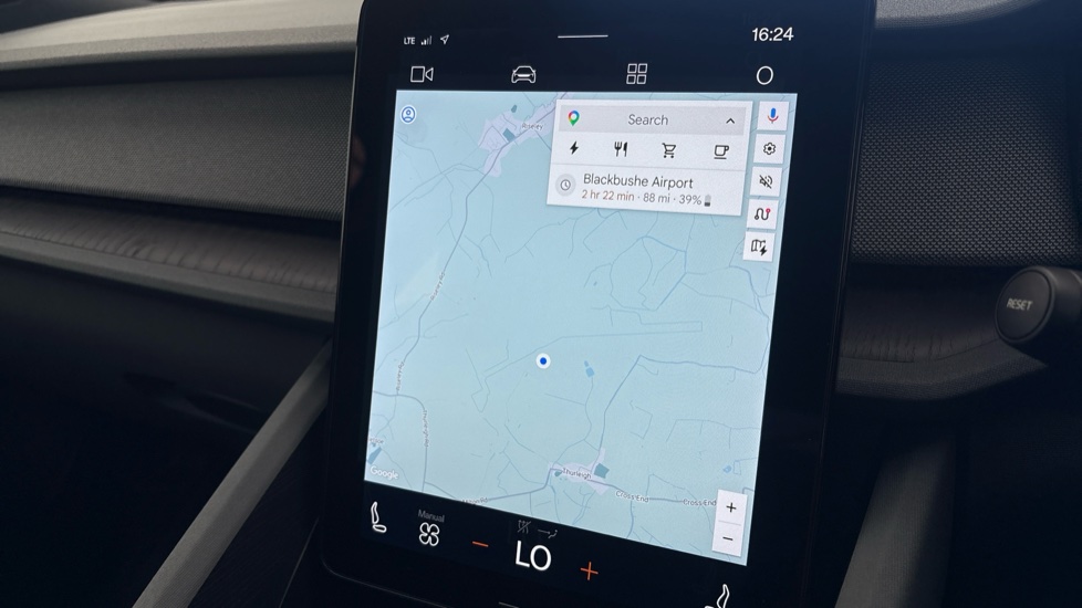 POLESTAR 2 Image 12