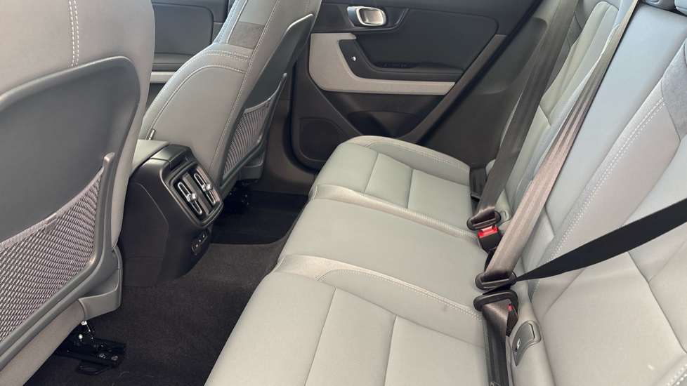 POLESTAR 2 Image 14