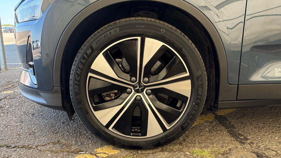 POLESTAR 2 Image 17