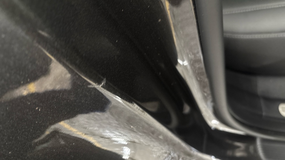 GENESIS GV60 scratches