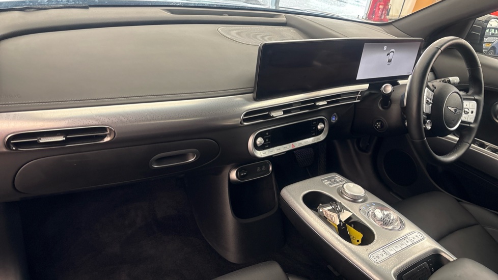 GENESIS GV60 Image 10