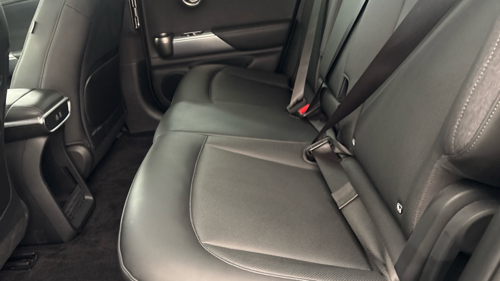 GENESIS GV60 Image 14