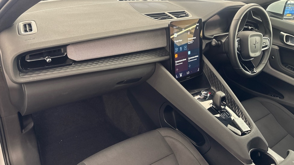 POLESTAR 2 Image 10