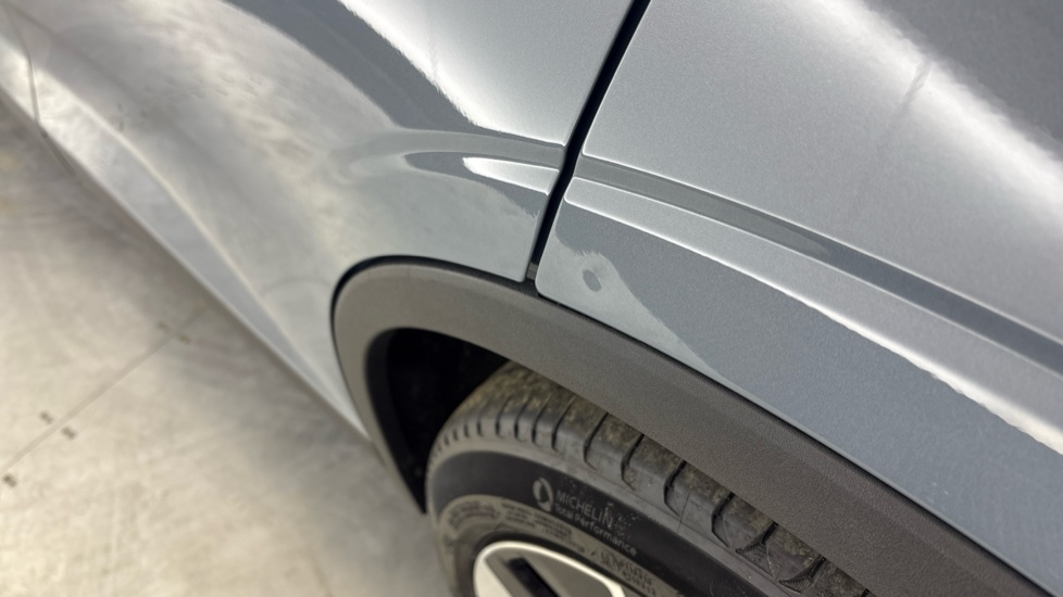 POLESTAR 2 FASTBACK 170kW 69kWh Standard Range SM [Plus] 5dr Auto