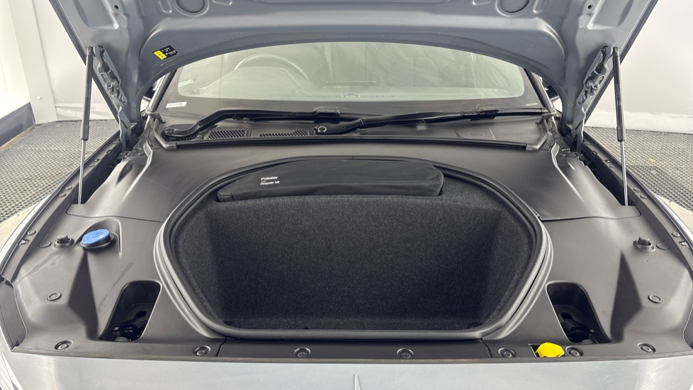 POLESTAR 2 FASTBACK 170kW 69kWh Standard Range SM [Plus] 5dr Auto