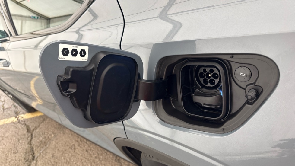 POLESTAR 2 FASTBACK 170kW 69kWh Standard Range SM [Pilot] 5dr Auto