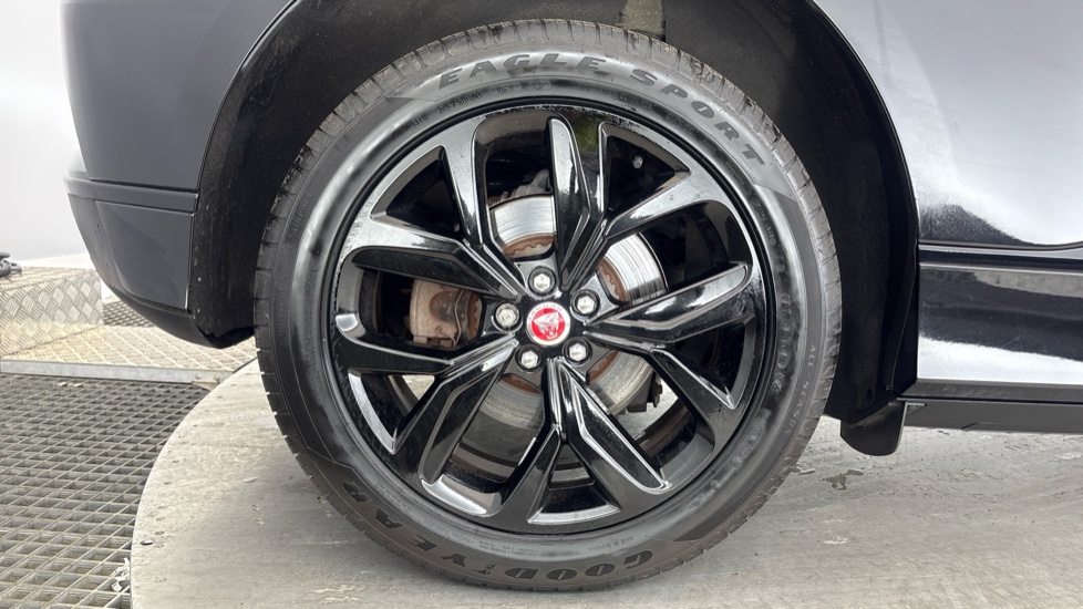 JAGUAR I-PACE ESTATE SPECIAL EDITIONS 294kW EV400 HSE Black 90kWh 5dr Auto 11kW Charger