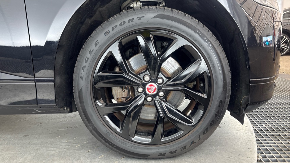 JAGUAR I-PACE ESTATE SPECIAL EDITIONS 294kW EV400 HSE Black 90kWh 5dr Auto 11kW Charger