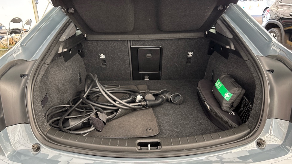 POLESTAR 2 FASTBACK 170kW 69kWh Standard Range SM [Pilot] 5dr Auto
