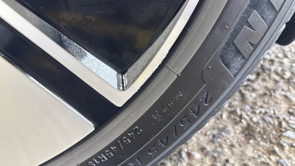 POLESTAR 2 Scuff
