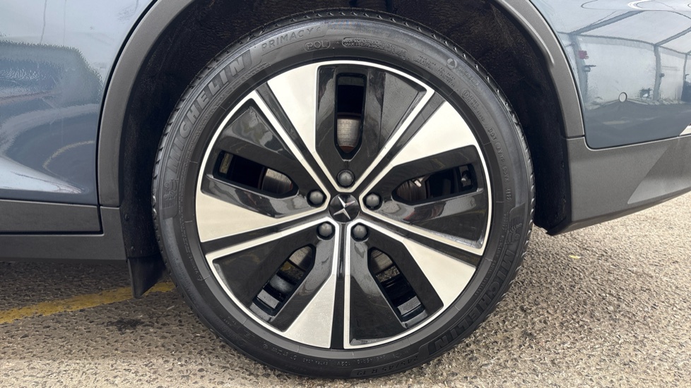 POLESTAR 2 Image 18